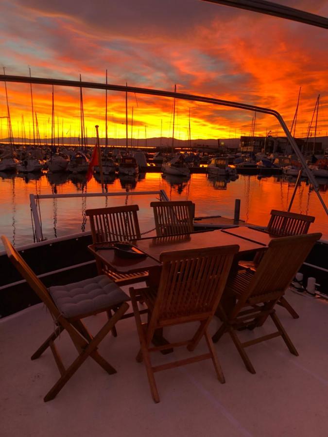 Homeboat-Bateau Hotel Ženeva Exteriér fotografie